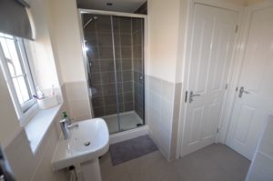 Ensuite- click for photo gallery